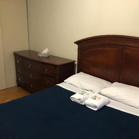 Toronto Furnished Living-Gerard公寓 外观 照片