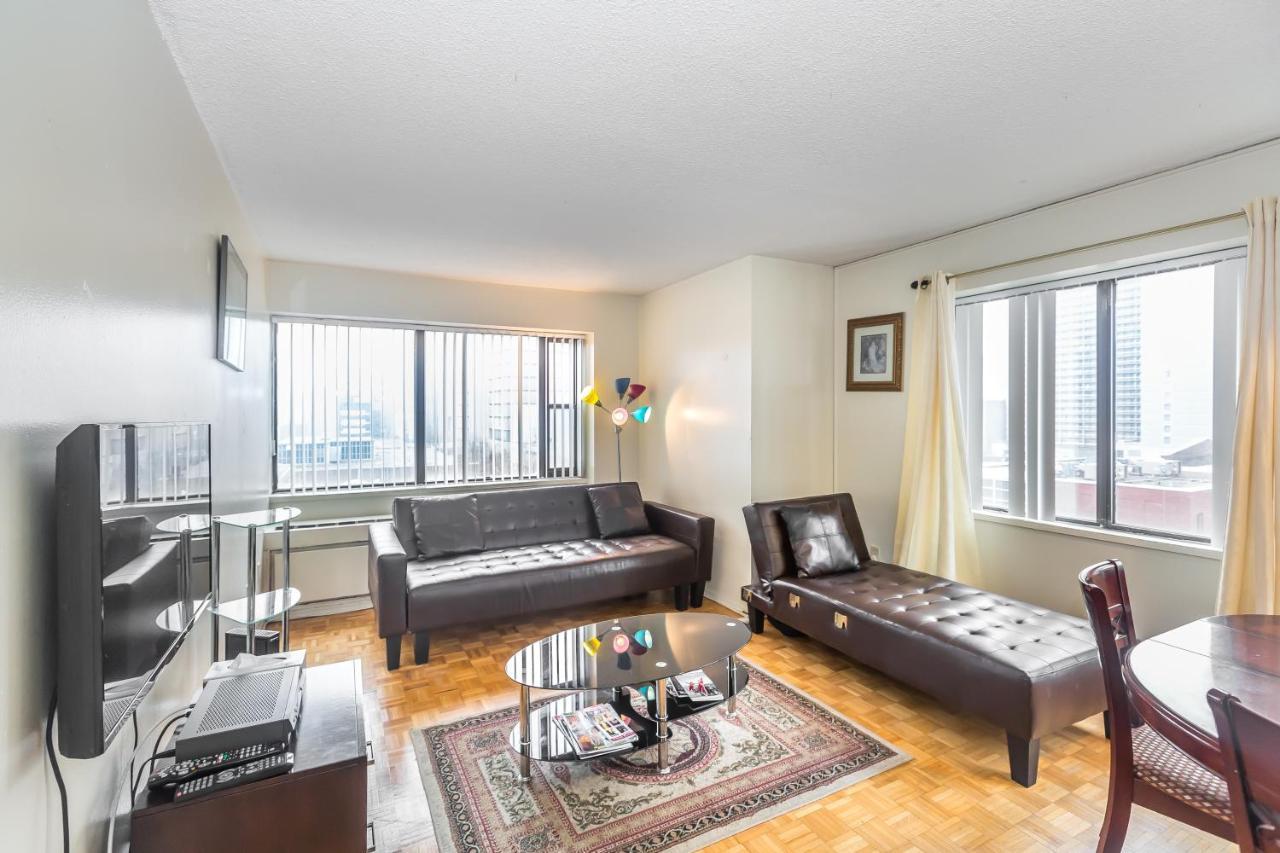 Toronto Furnished Living-Gerard公寓 外观 照片