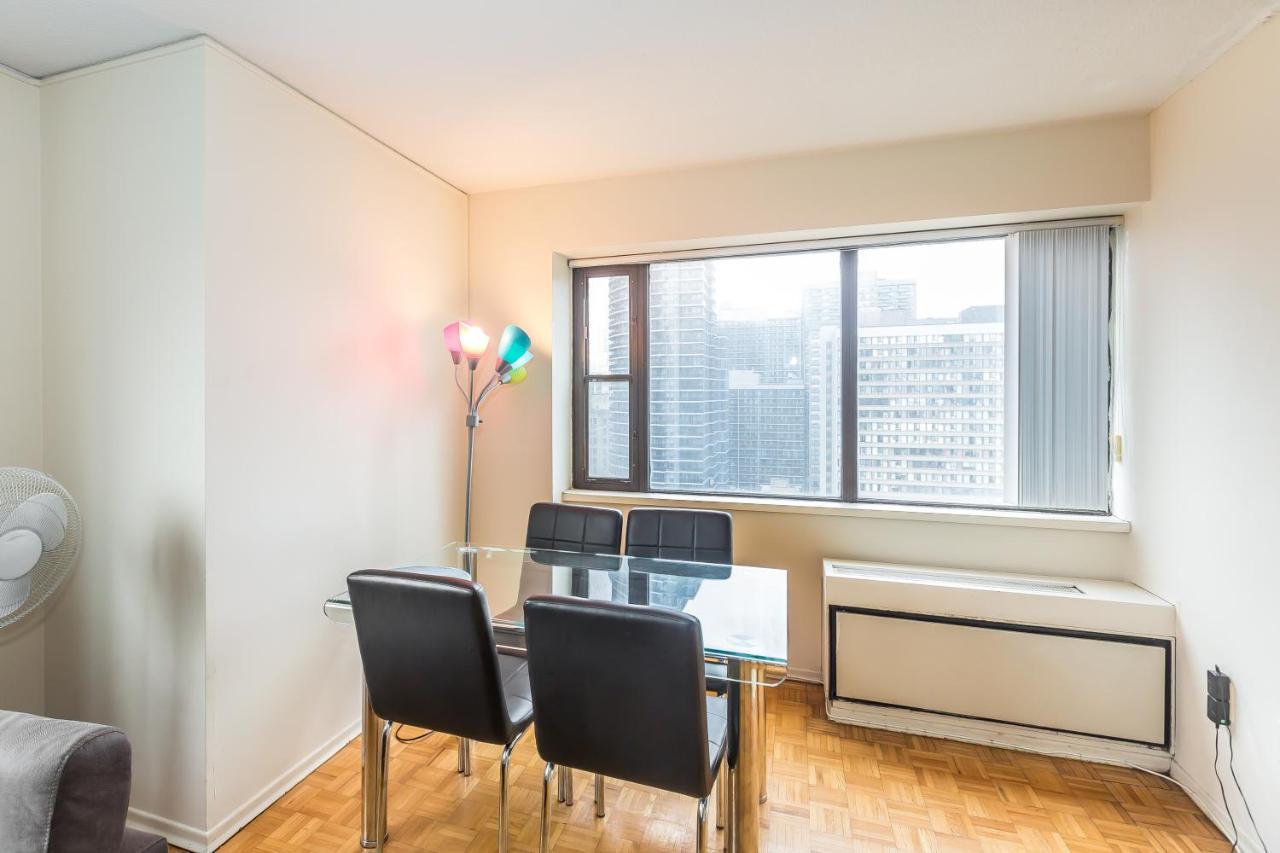 Toronto Furnished Living-Gerard公寓 外观 照片